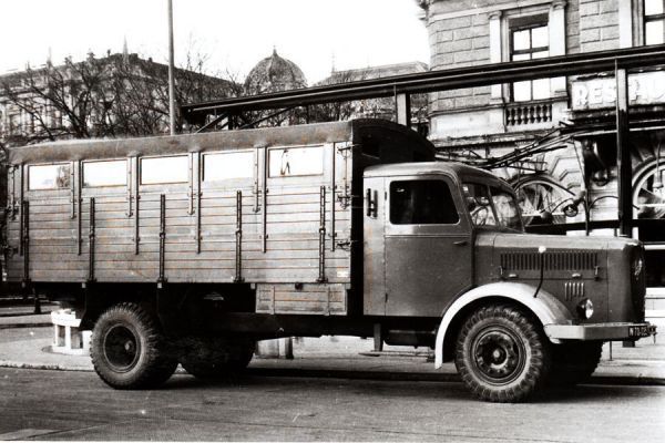 Cargo truck 1965