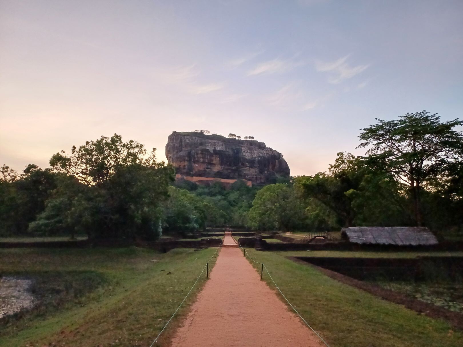 Sri_Lanka_Sigiriya.jpg