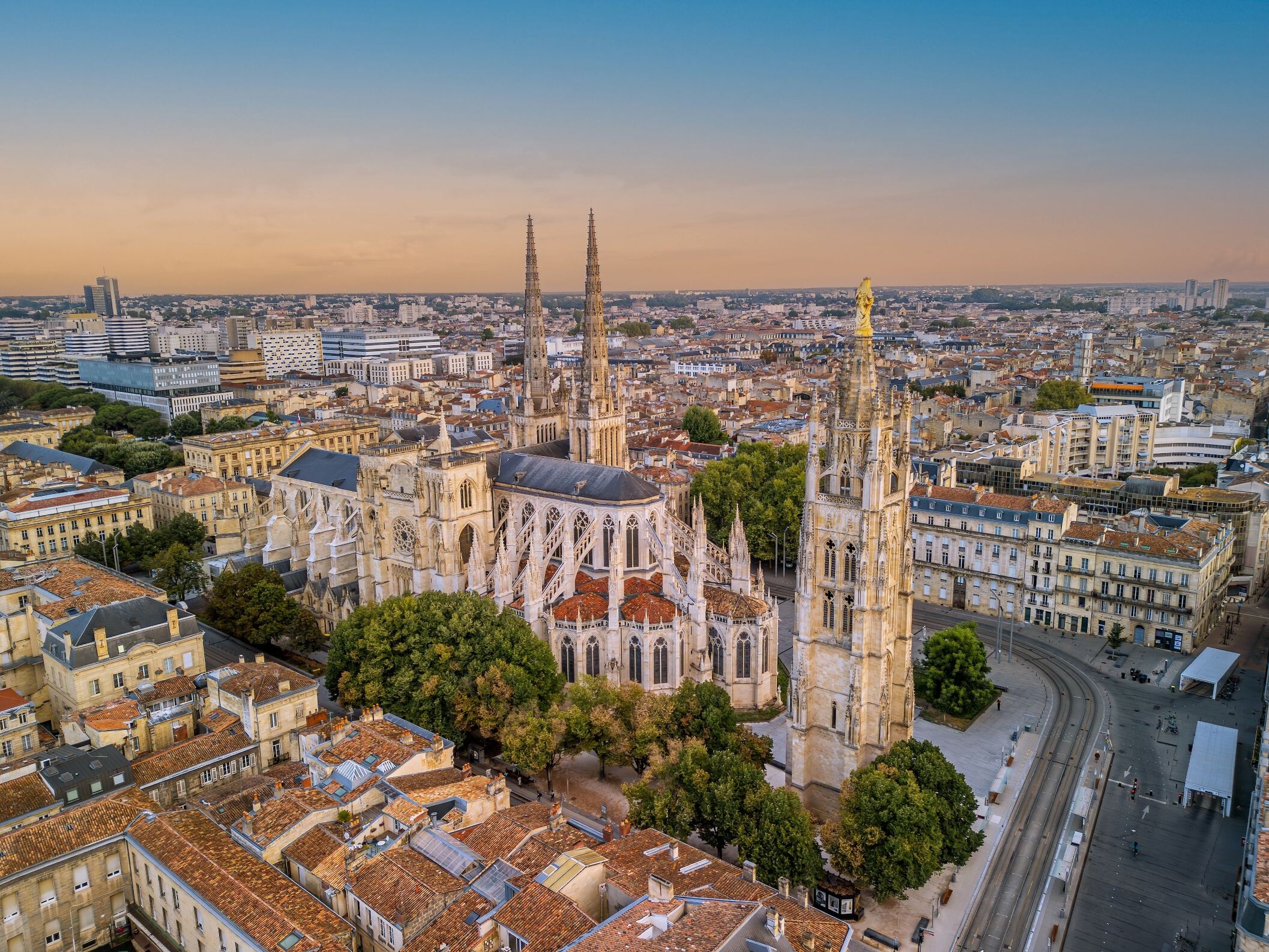 Bordeaux_©shutterstock.jpg