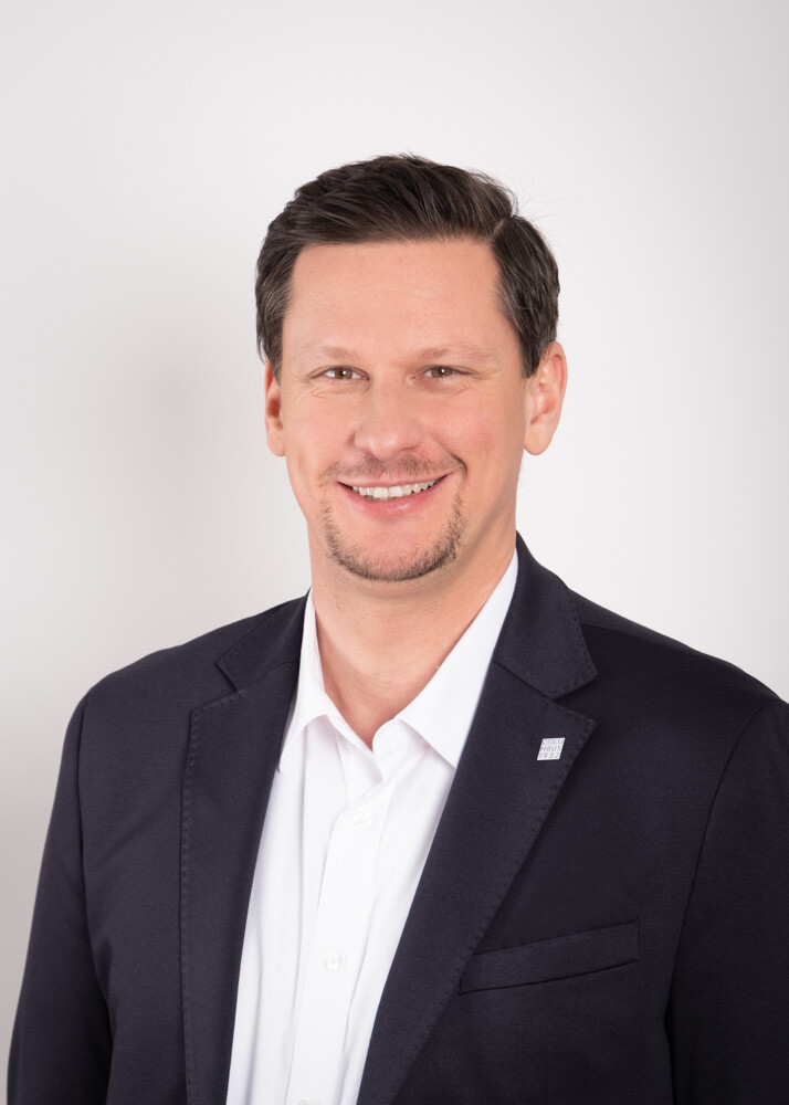 Columbus Portraits Web 23.3.25-11