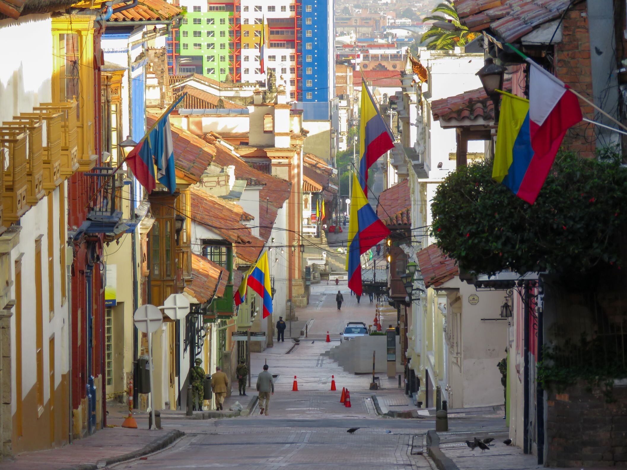 La_Candelaria_Bogota_©shutterstock.jpg