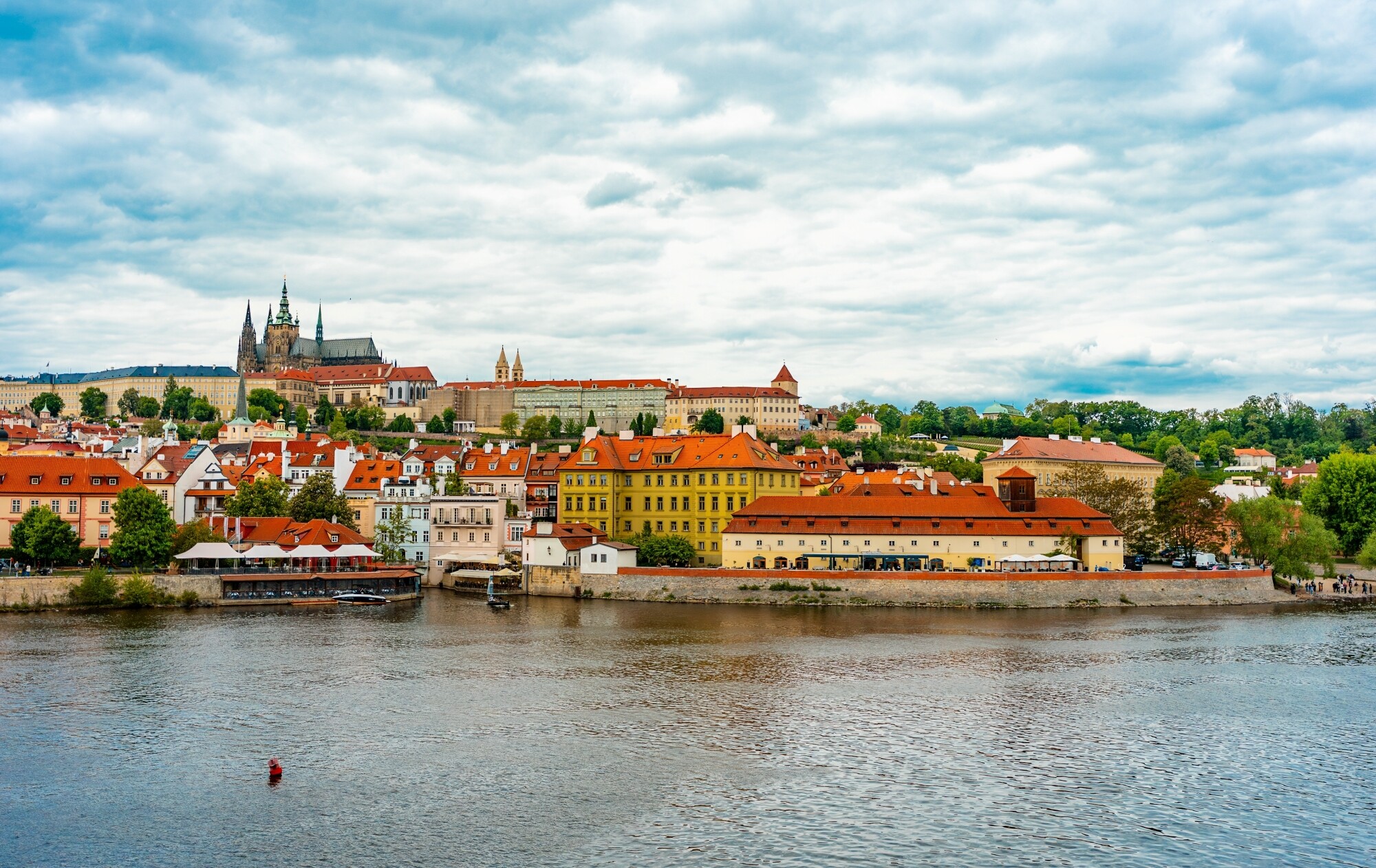 Prag - Moldau-Schifffahrt, Mystery Tour & Prager Burg - Tschechien