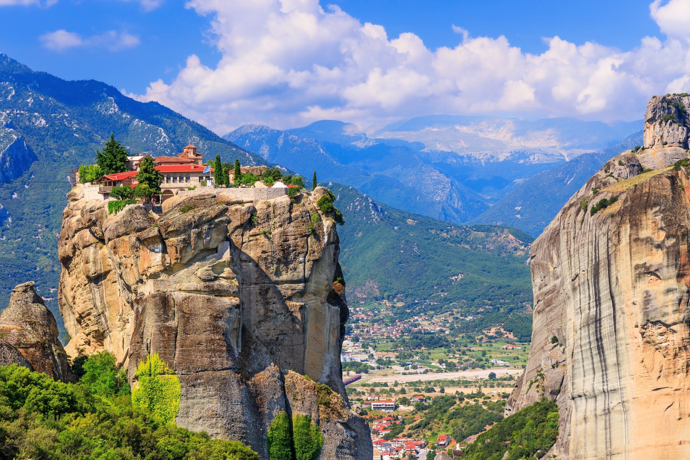 Kalambaka_Meteora_©shutterstock.jpg