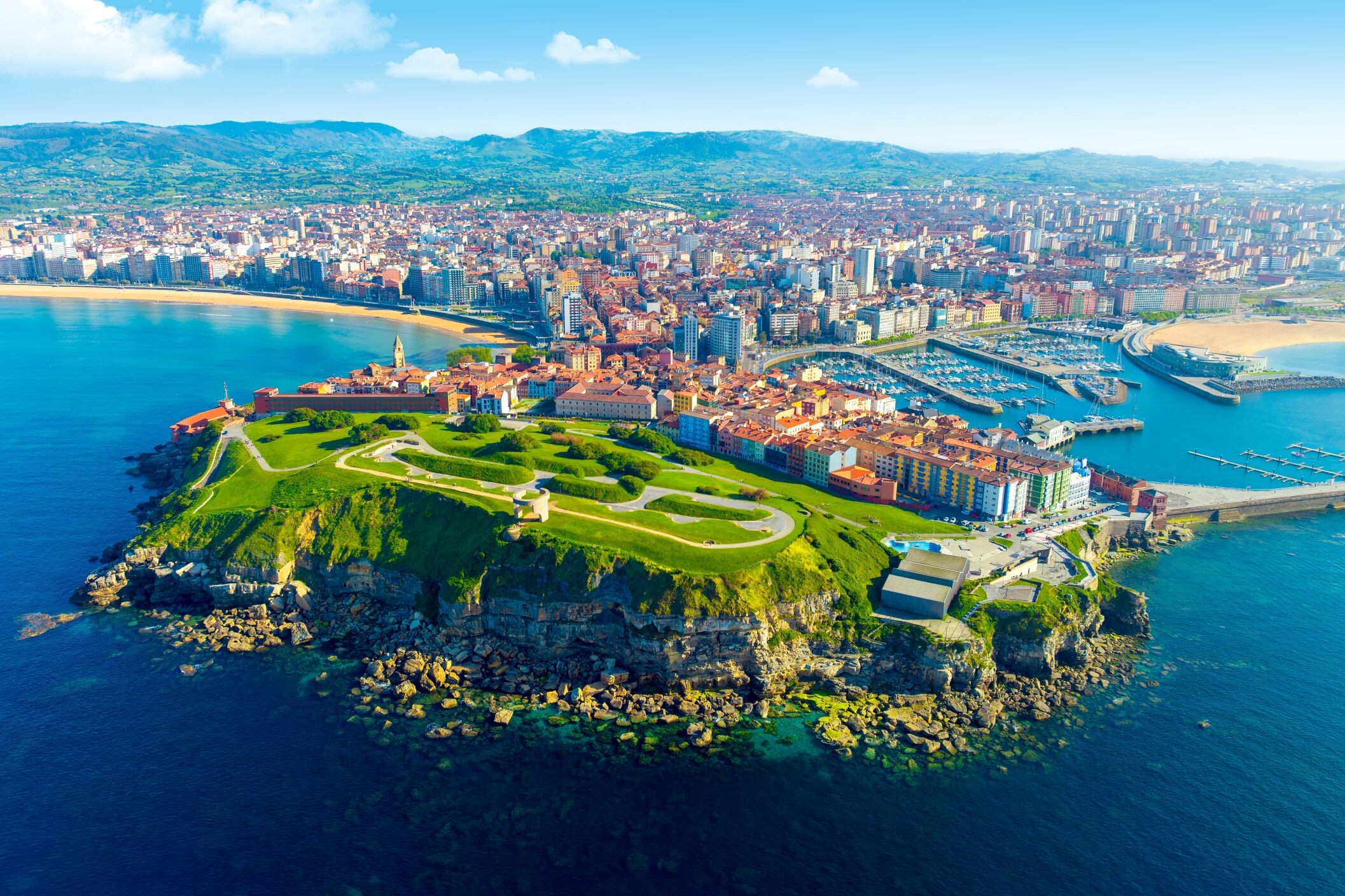 Gijon_©shutterstock.jpg