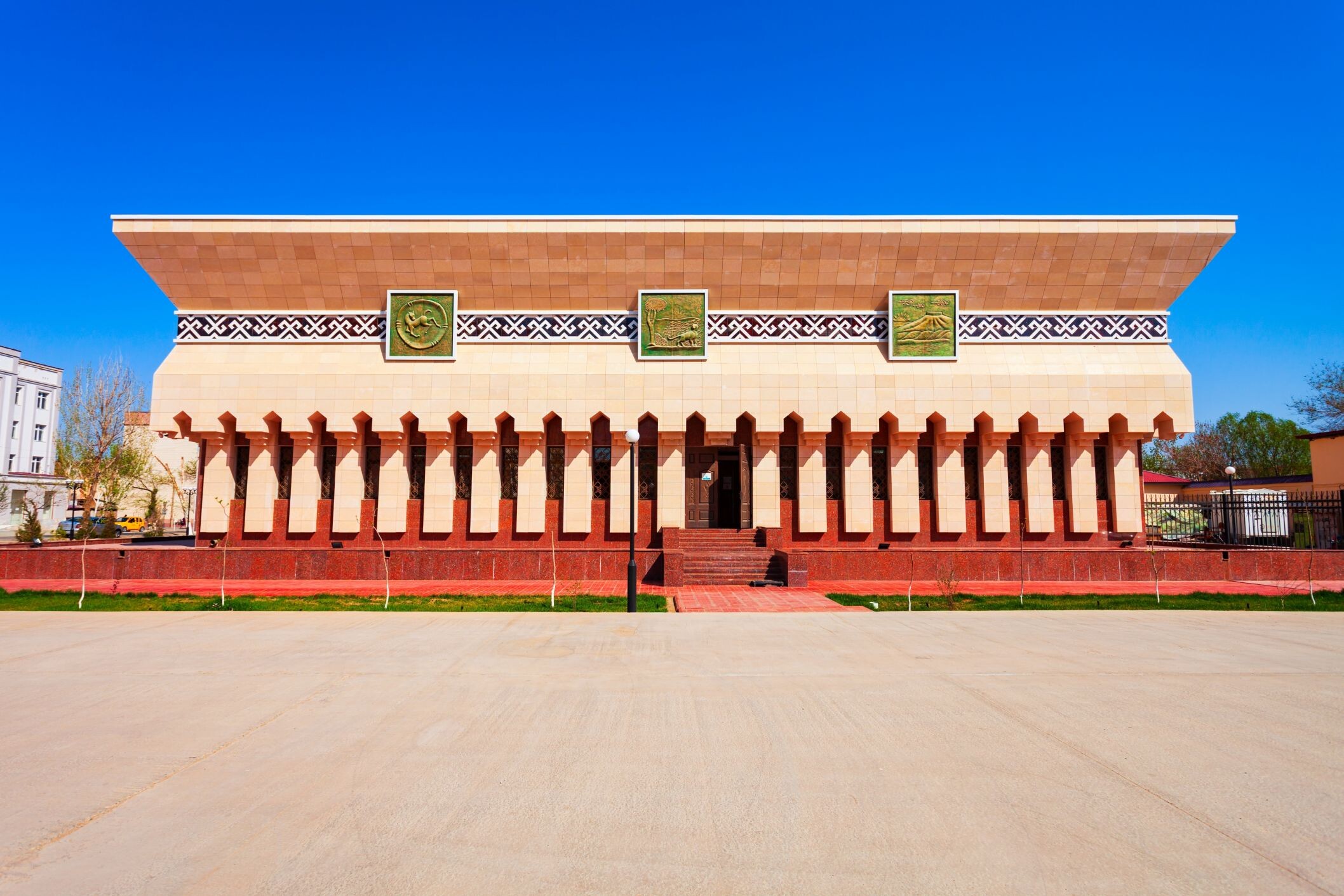 Nukus-Museum.jpg