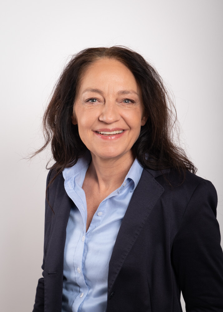 Columbus Portraits Web 23.3.25-17