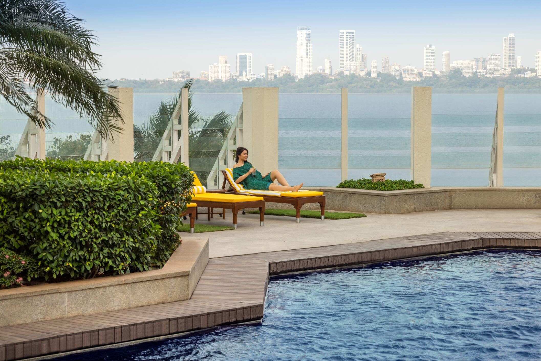 ©the_Oberoi_Mumbai_(2).jpg
