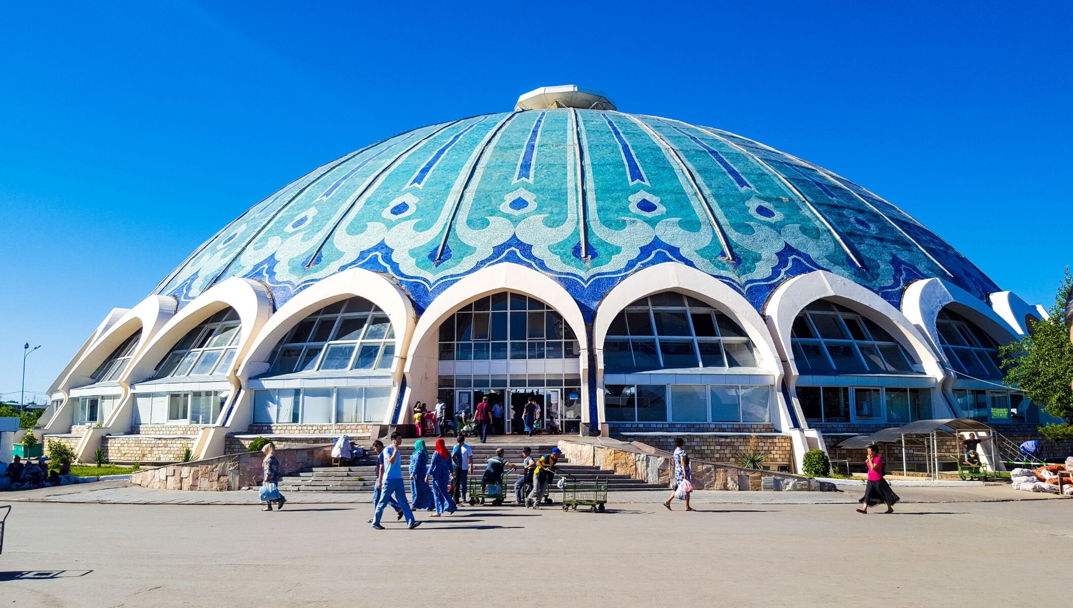 Tashkent-Chorsu-Basar.jpg