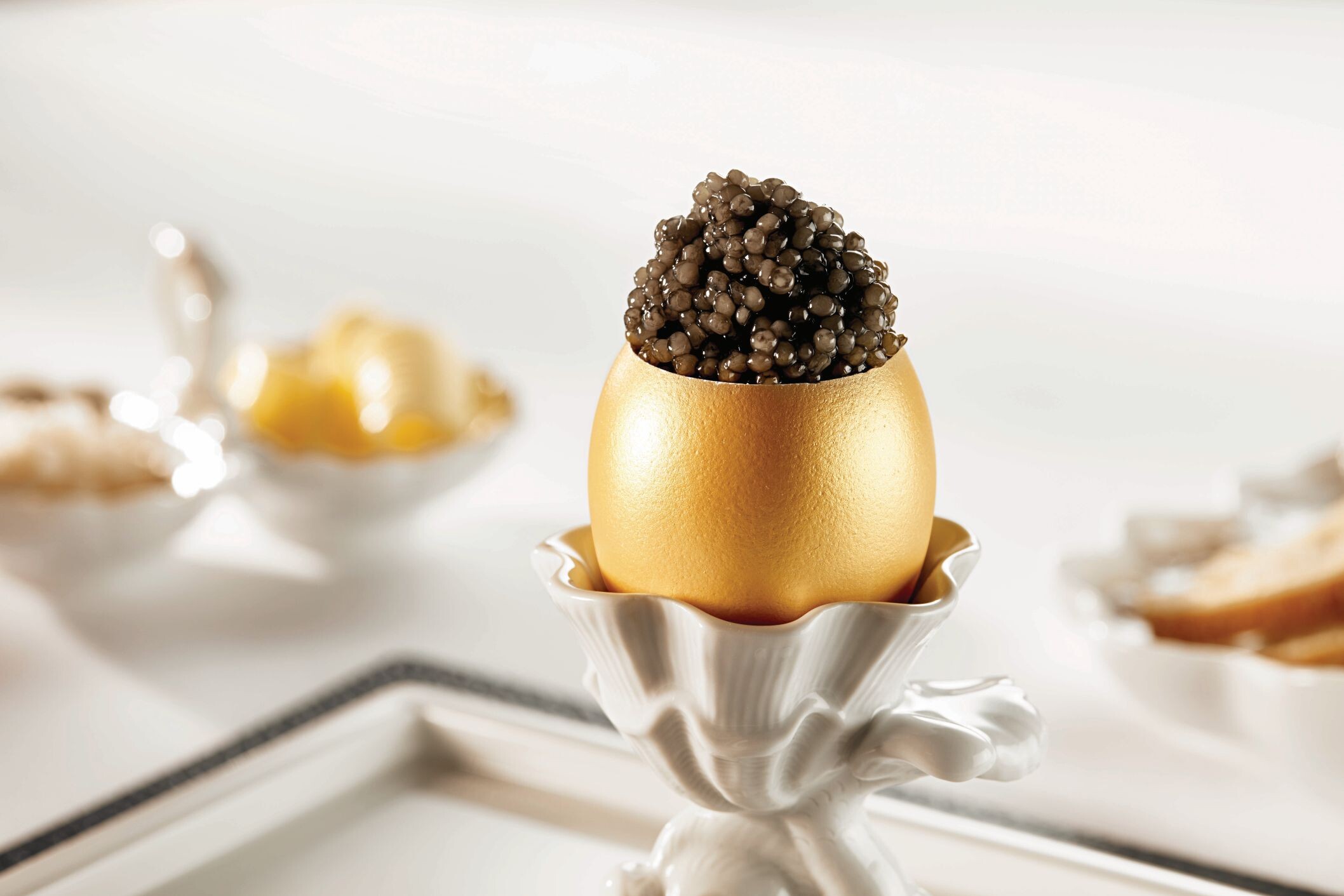 MS_EUROPA_Pearls_The_Golden_Egg.jpg