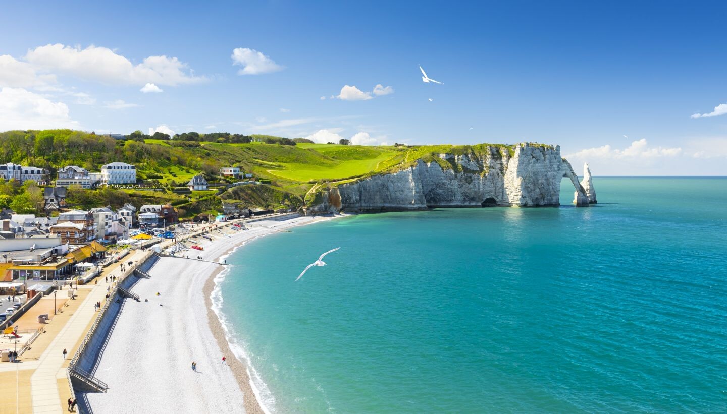 FR_Steilküste_Etretat_shutterstock_2159652769.jpg