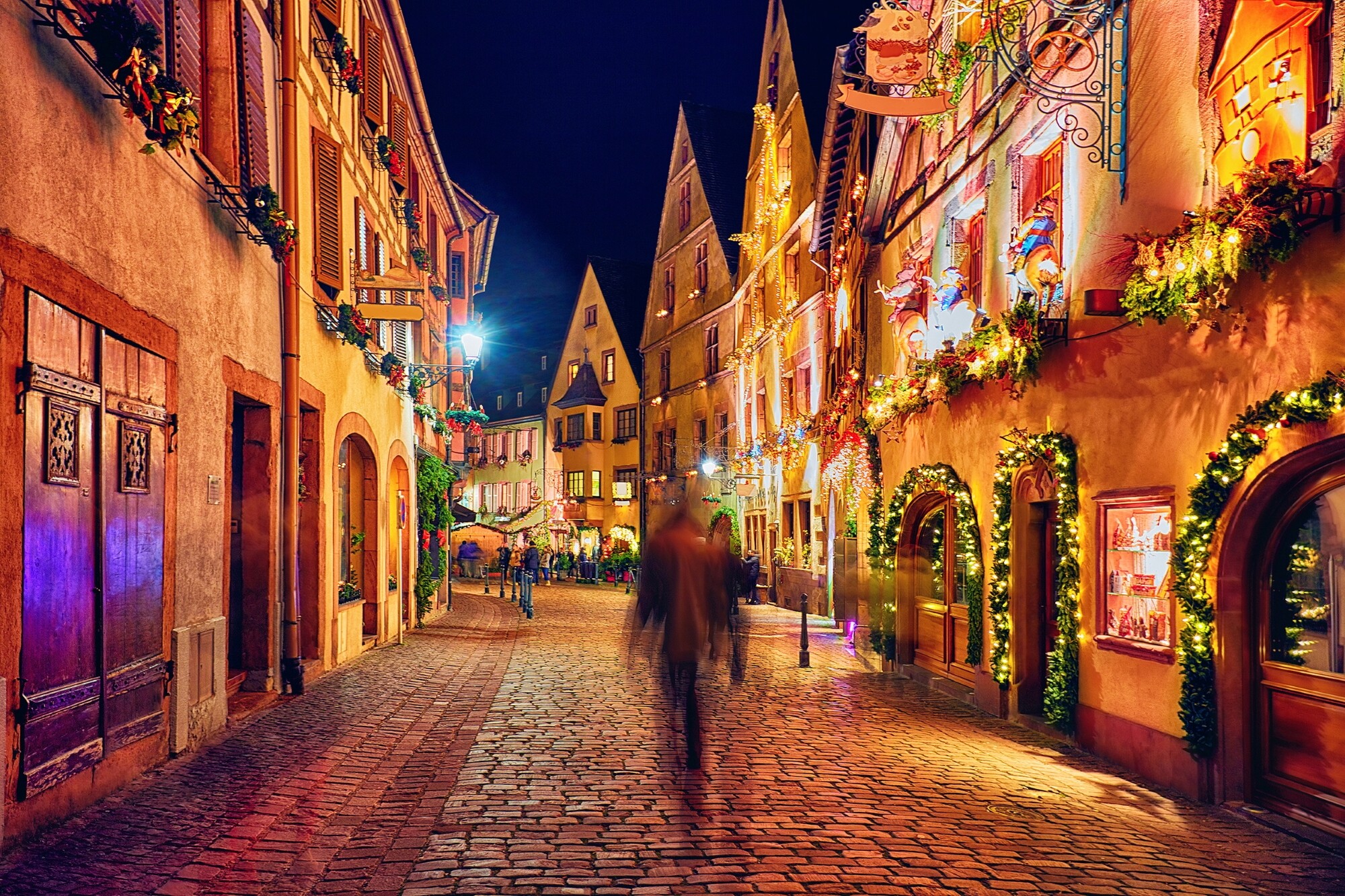 Elsass_Titelbild__Kaysersberg_AdobeStock_398125289.jpg