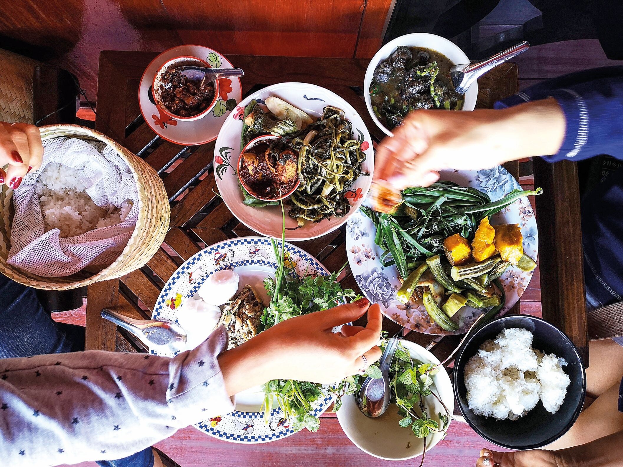 Thailand_Traditionelles_Essen.jpg