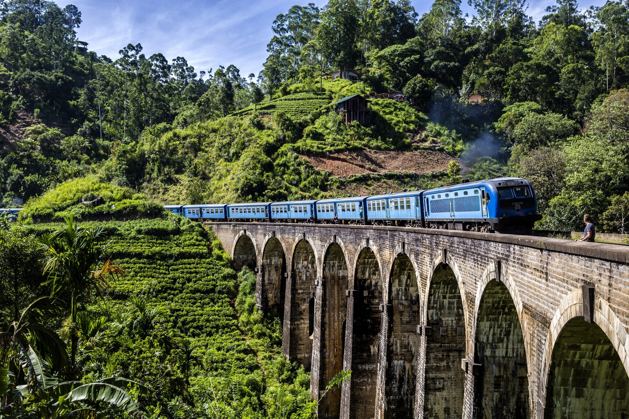 Sri_Lanka_Zug_Hochland_shutterstock_663809206.jpg