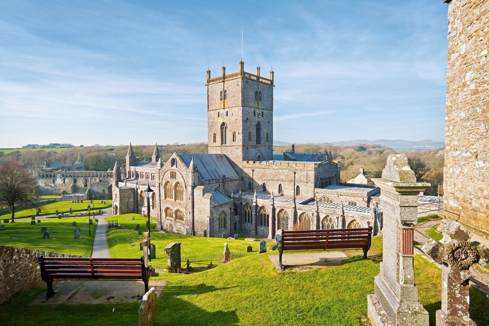 Wales_Kathedrale_St._Davids.jpg
