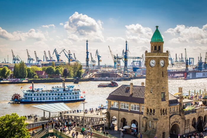 DE_Hamburg_Fischmarkt_Fotolia_164720886_XL.jpg