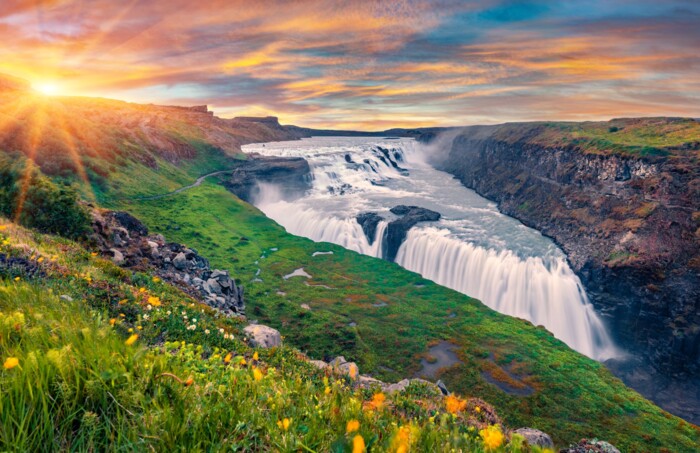 Gullfoss_Sommer_©shutterstock.jpg