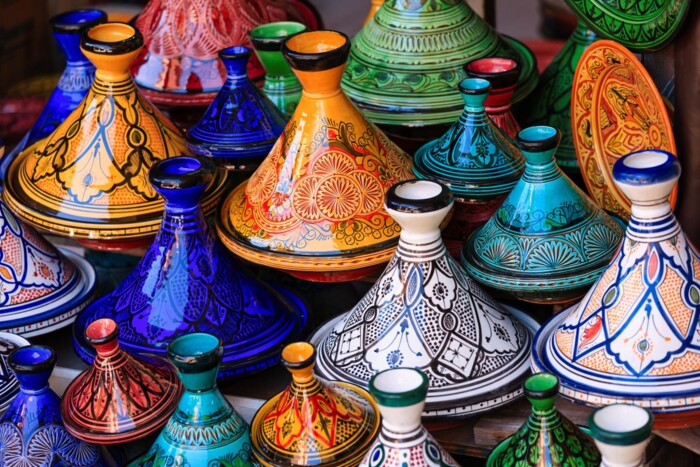 Marokko_Souk_Tajine©iStock.jpg