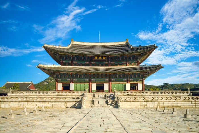 Hauptthronsaal_Gyeongbokgung_&copy;shutterstock.jpg