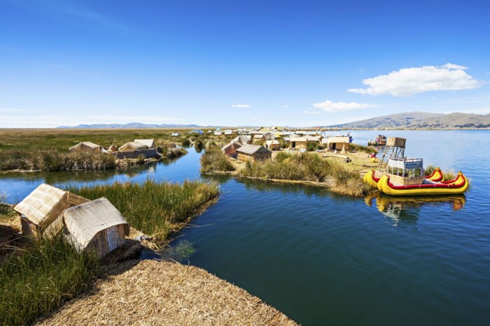 Bolivien_Titicaca_See_Schwimmende_Inseln.jpg